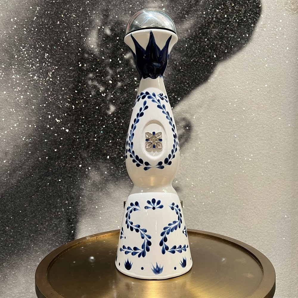 🔷 Clase Azul 750 ml Tequila Bottle
